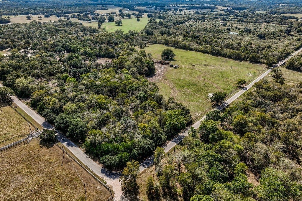 10 acres in Washington County - photo 4