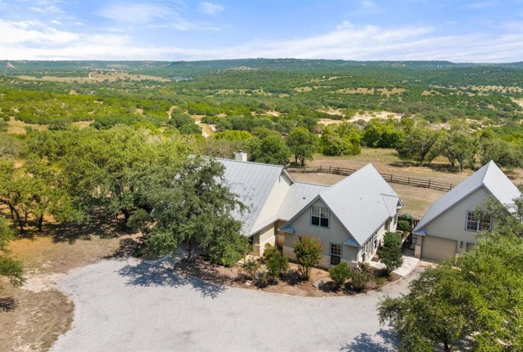 103.89 acres in Burnet County - photo 3