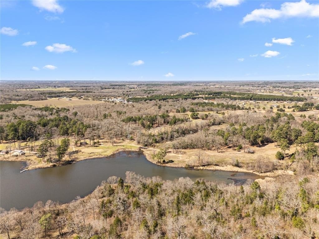 10 acres in Smith County - photo 4