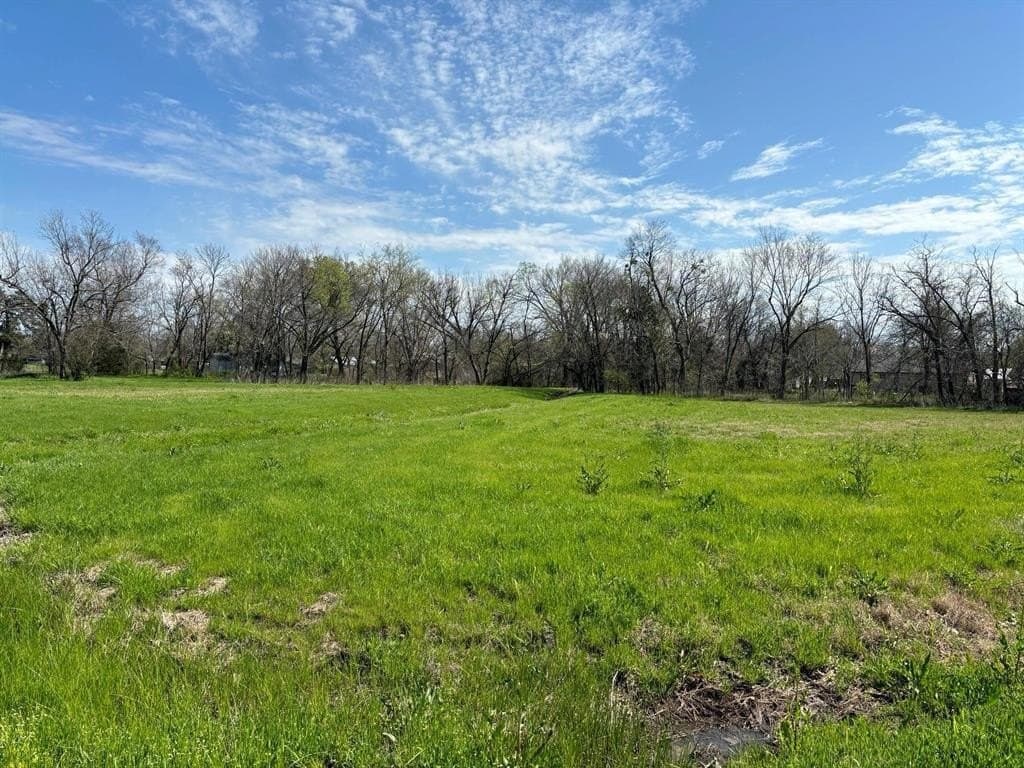 0.9 acres in Delta County - photo 3