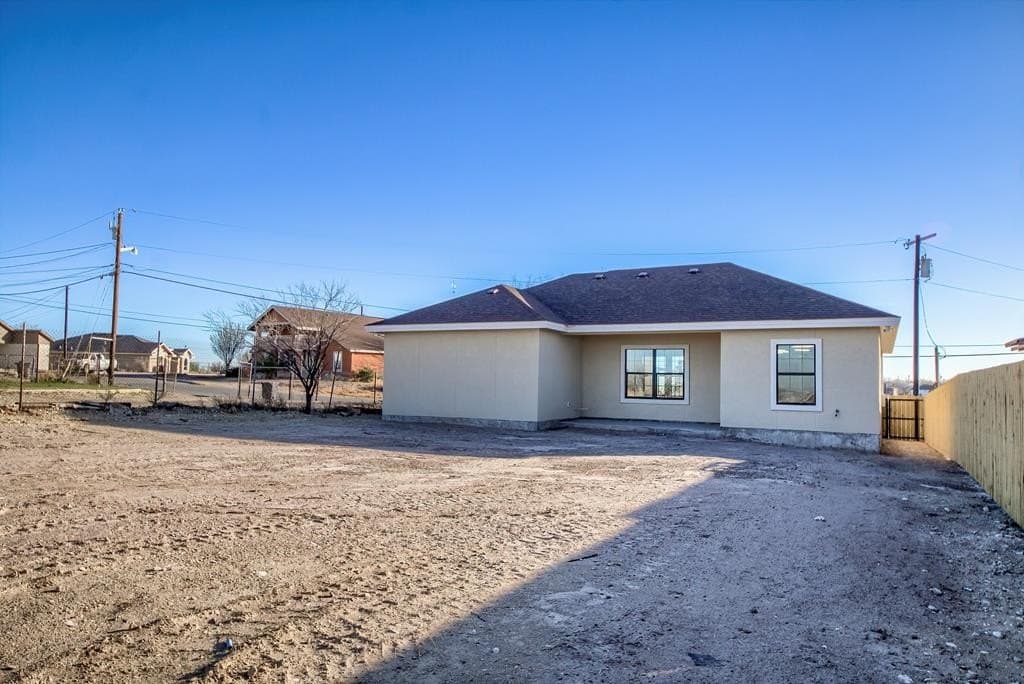 13,867 acres in Maverick County - photo 25