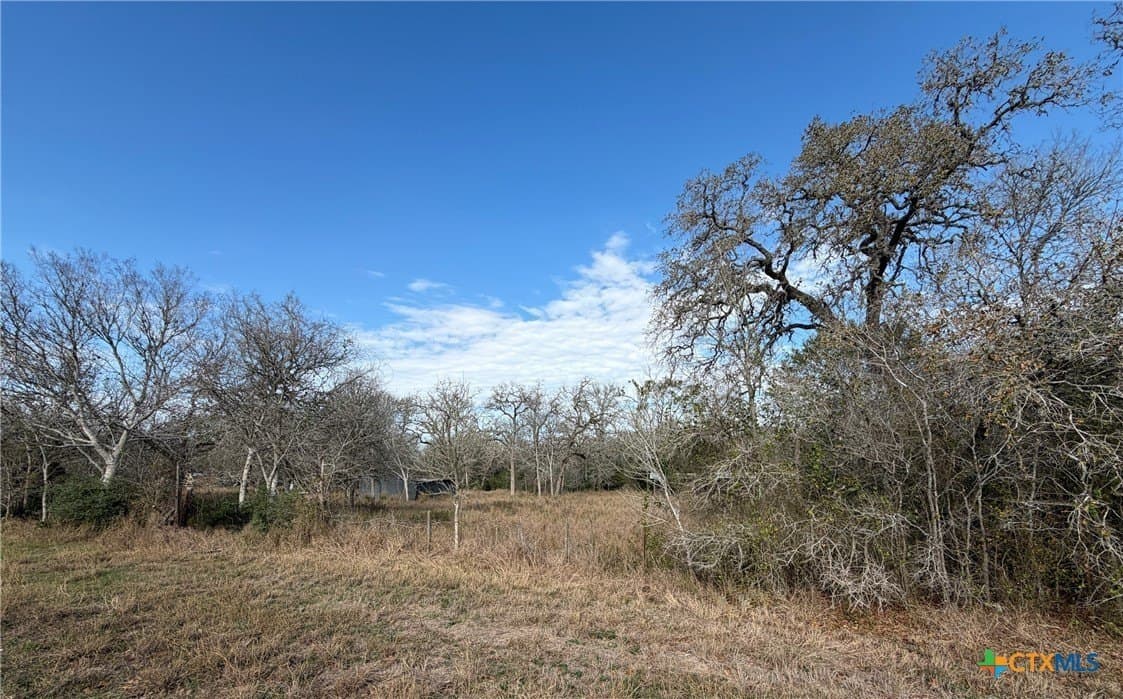 1.21 acres in Lavaca County - photo 2