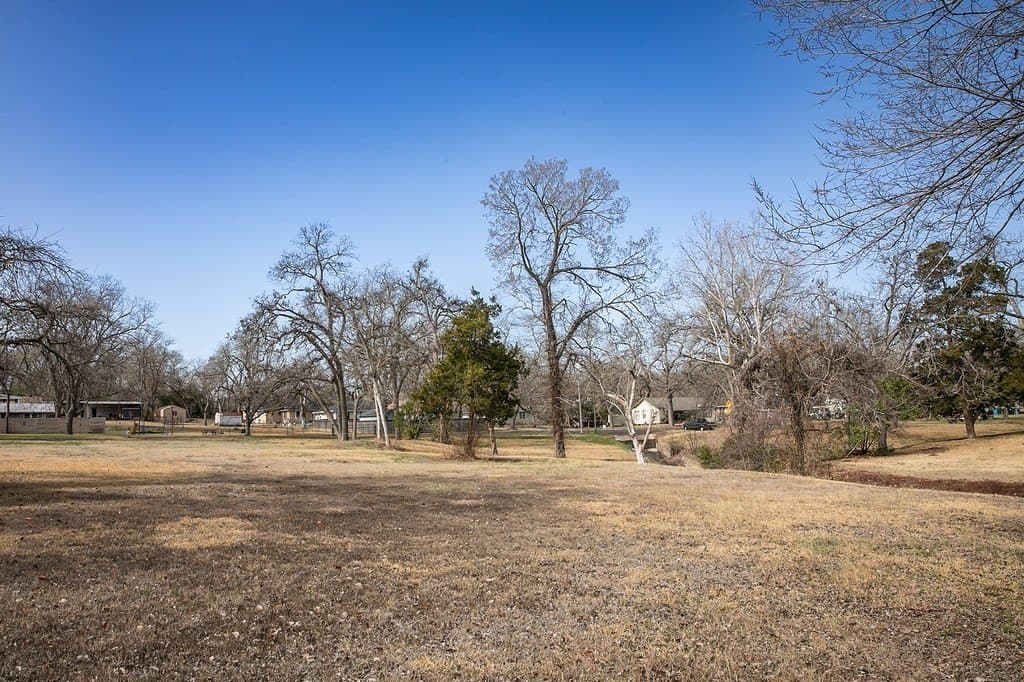 1.01 acres in Washington County - photo 3