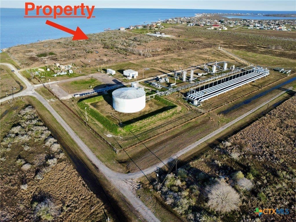 10 acres in Calhoun County - photo 2