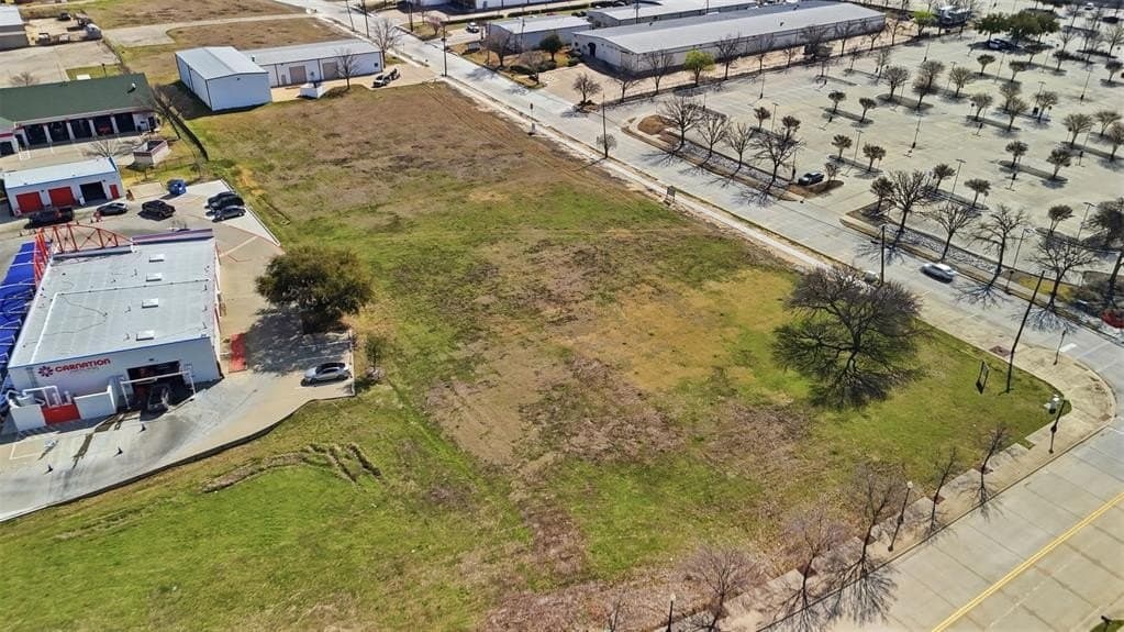 0.92 acres in Dallas County - photo 10