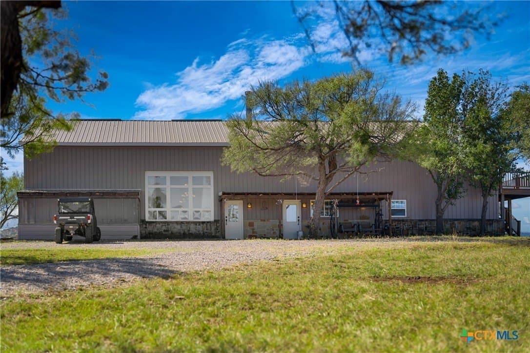 316 acres in Llano County - photo 4