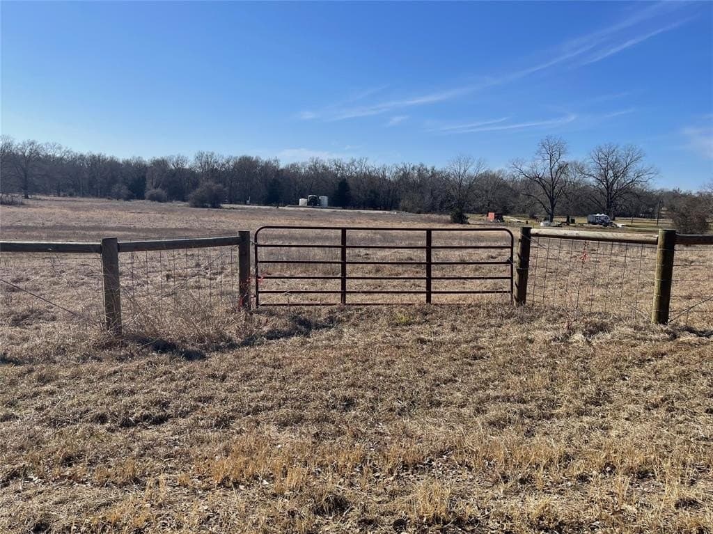 21.47 acres in Freestone County - photo 16