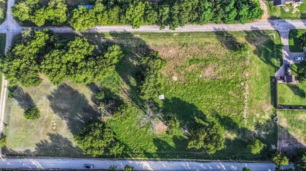 1.52 acres in Montague County - photo 13