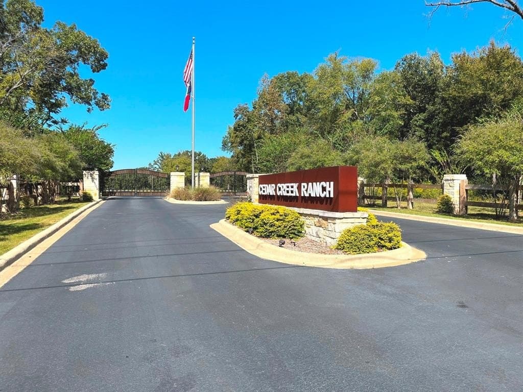 3 acres in Henderson County - photo 2