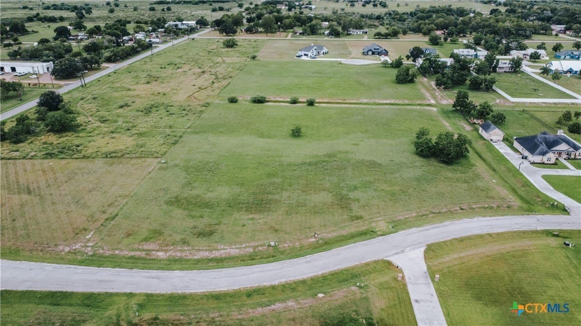 1.32 acres in Victoria County - photo 2