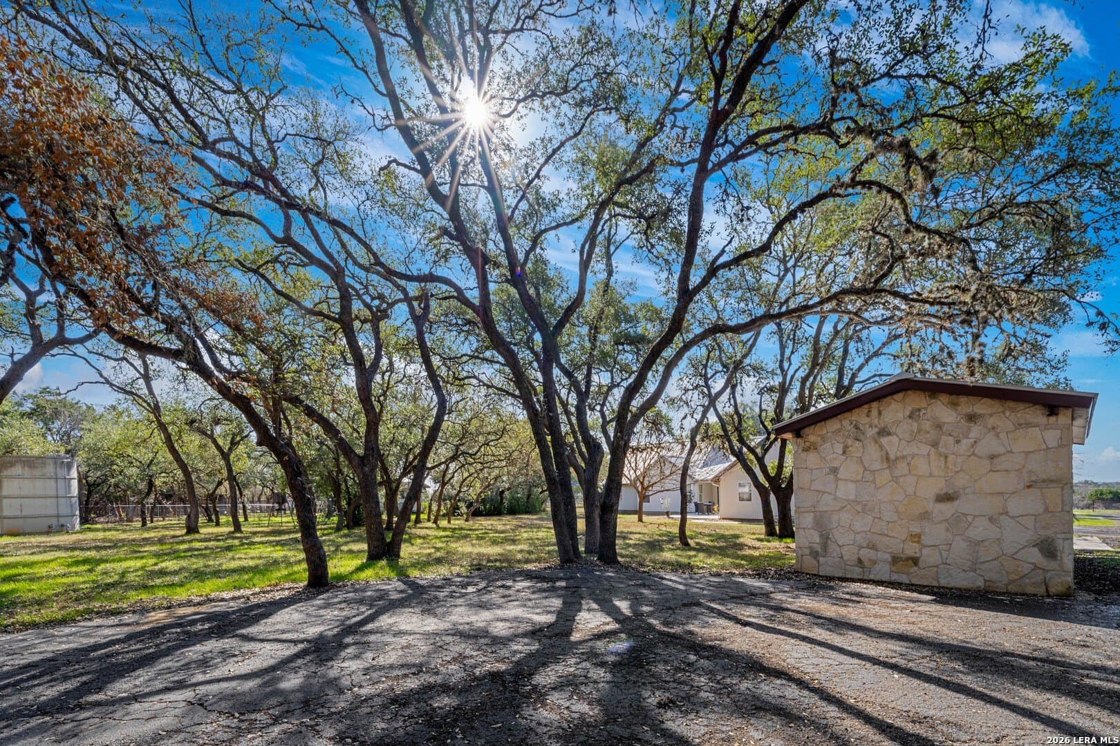 20 acres in Comal County - photo 37