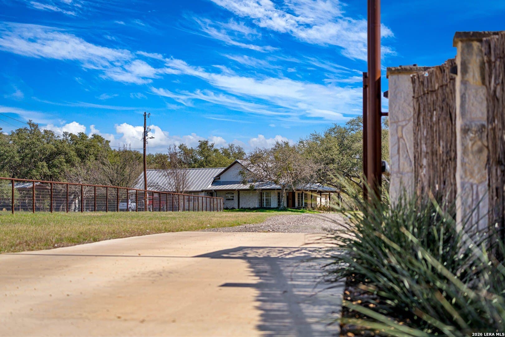 20 acres in Comal County - photo 20
