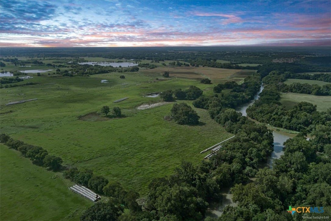 170.6 acres in Bell County - photo 4