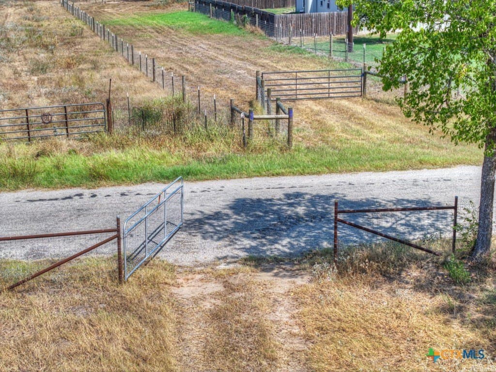 10.1 acres in Guadalupe County - photo 2