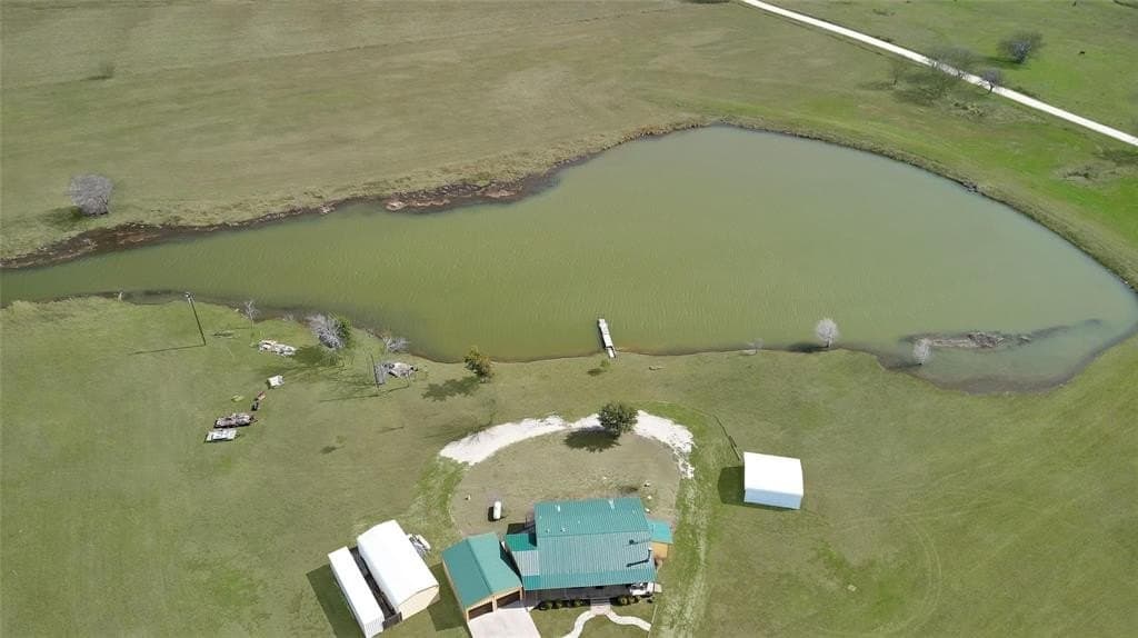 34.13 acres in Hill County - photo 3