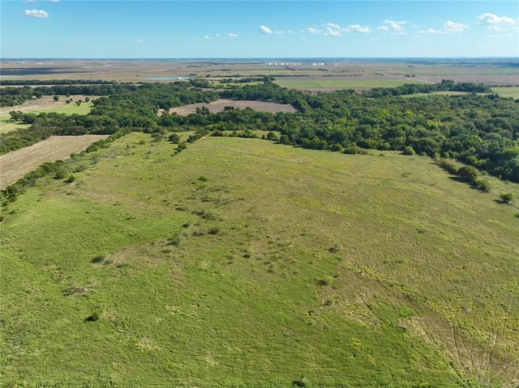 1,368 acres in Ellis County - photo 31