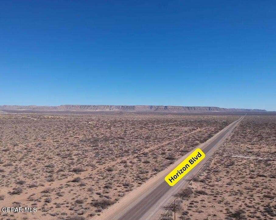 0.32 acres in El Paso County - photo 4