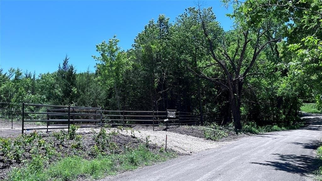 18.77 acres in Grayson County - photo 20