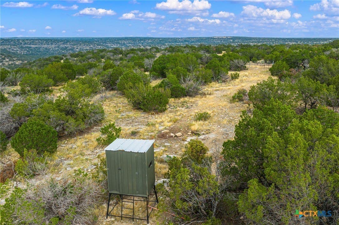 636 acres in Val Verde County - photo 4