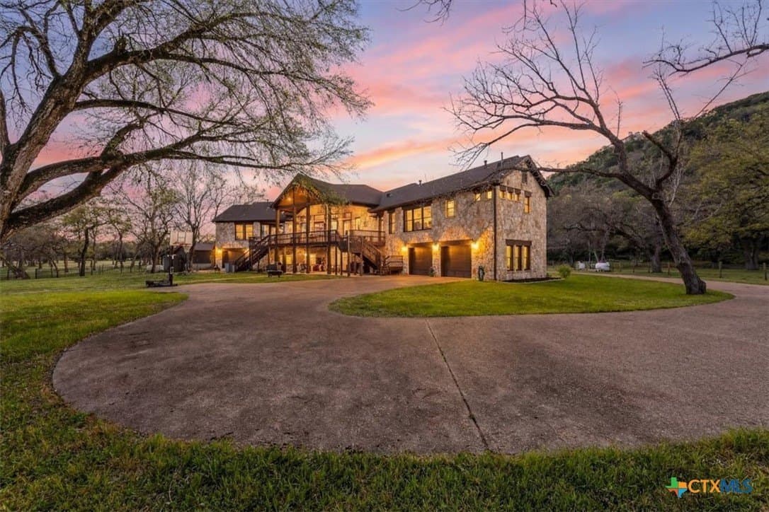 24.03 acres in Hays County - photo 3