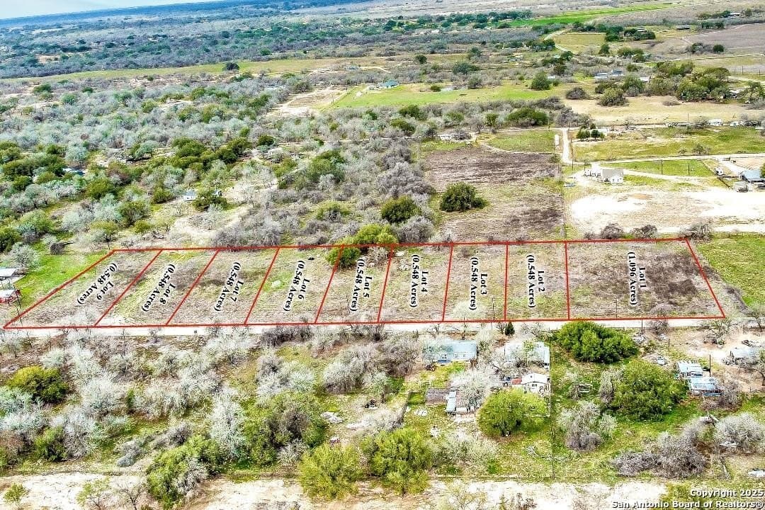 0.55 acres in Wilson County - photo 2
