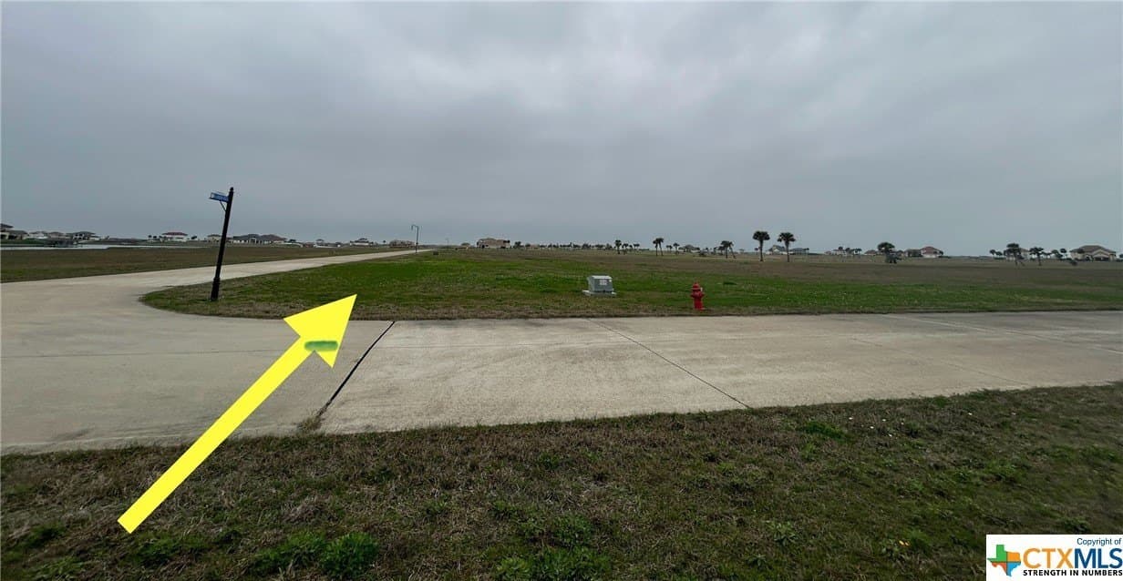 0.39 acres in Calhoun County - photo 5
