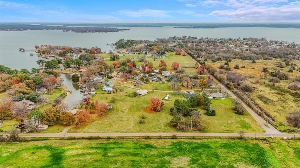 0.66 acres in Henderson County - photo 2
