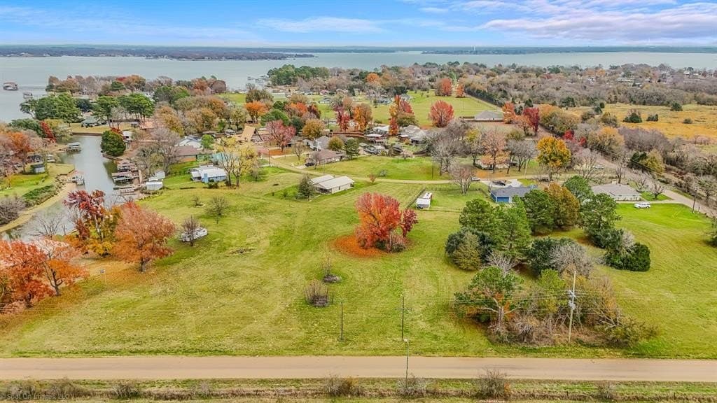 0.66 acres in Henderson County - photo 9