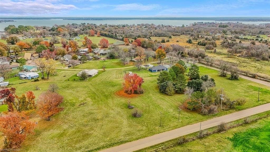 0.66 acres in Henderson County - photo 10