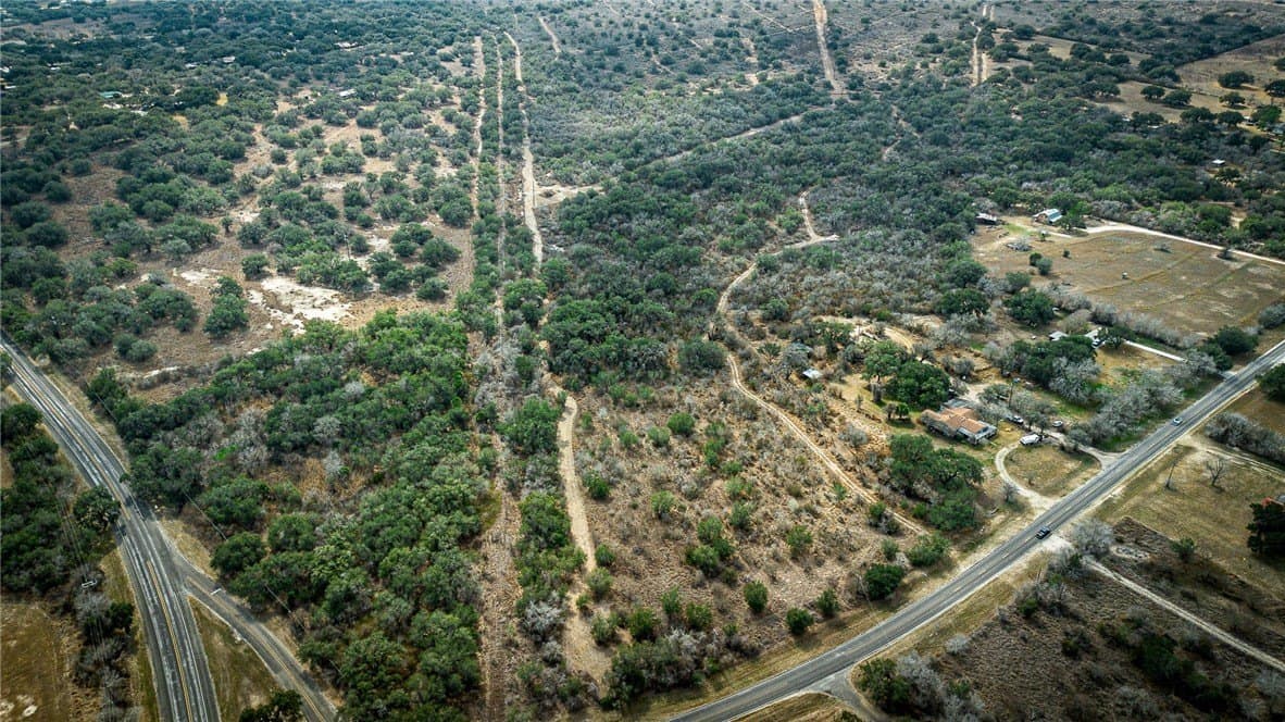 20.67 acres in Bee County - photo 5