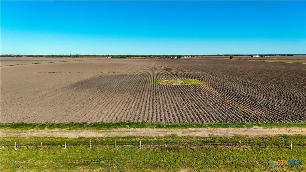 41.04 acres in Wharton County - photo 5