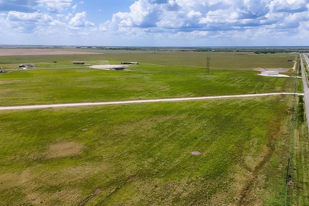3.89 acres in Jones County - photo 3