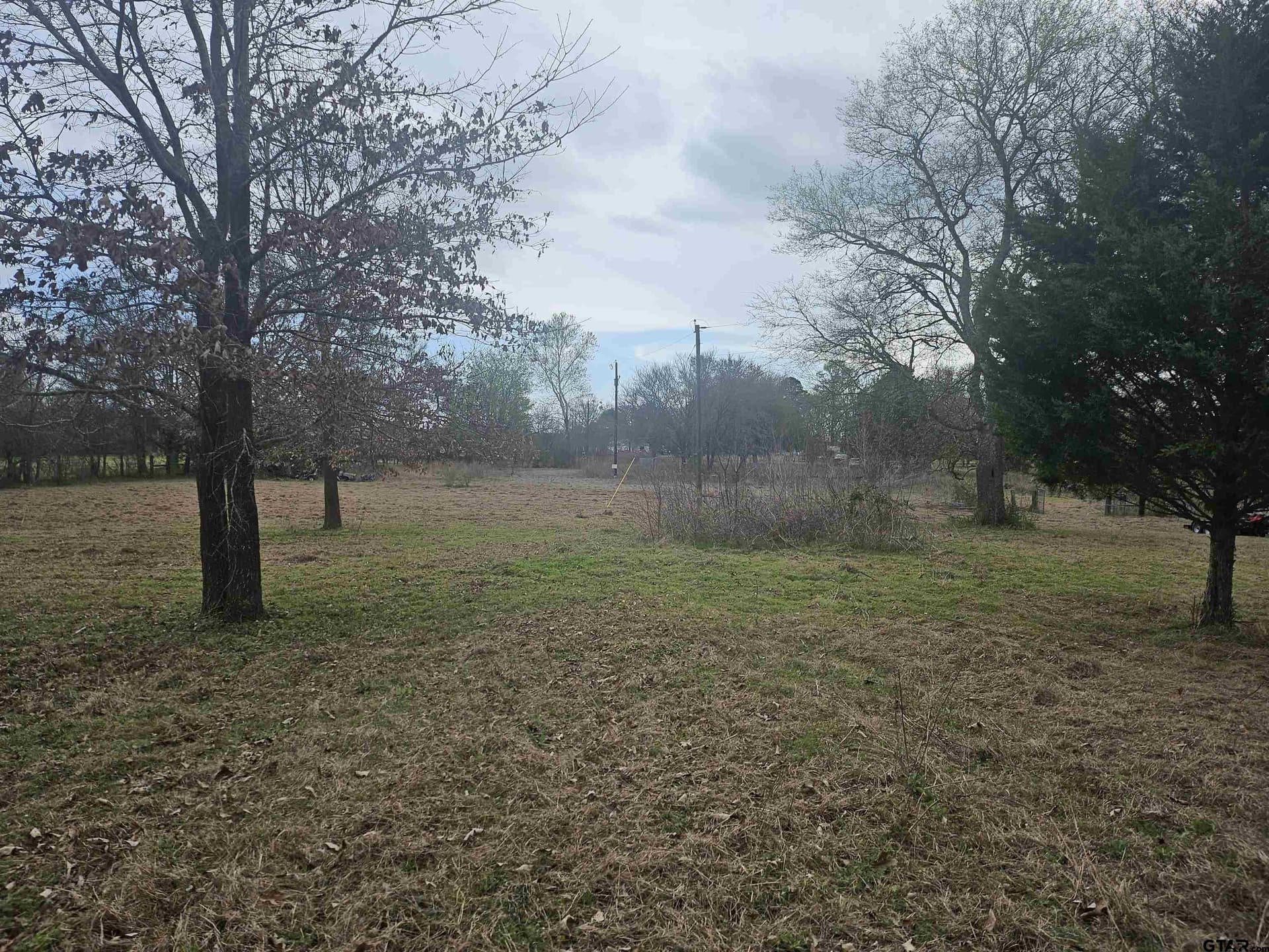 5 acres in Smith County - photo 4