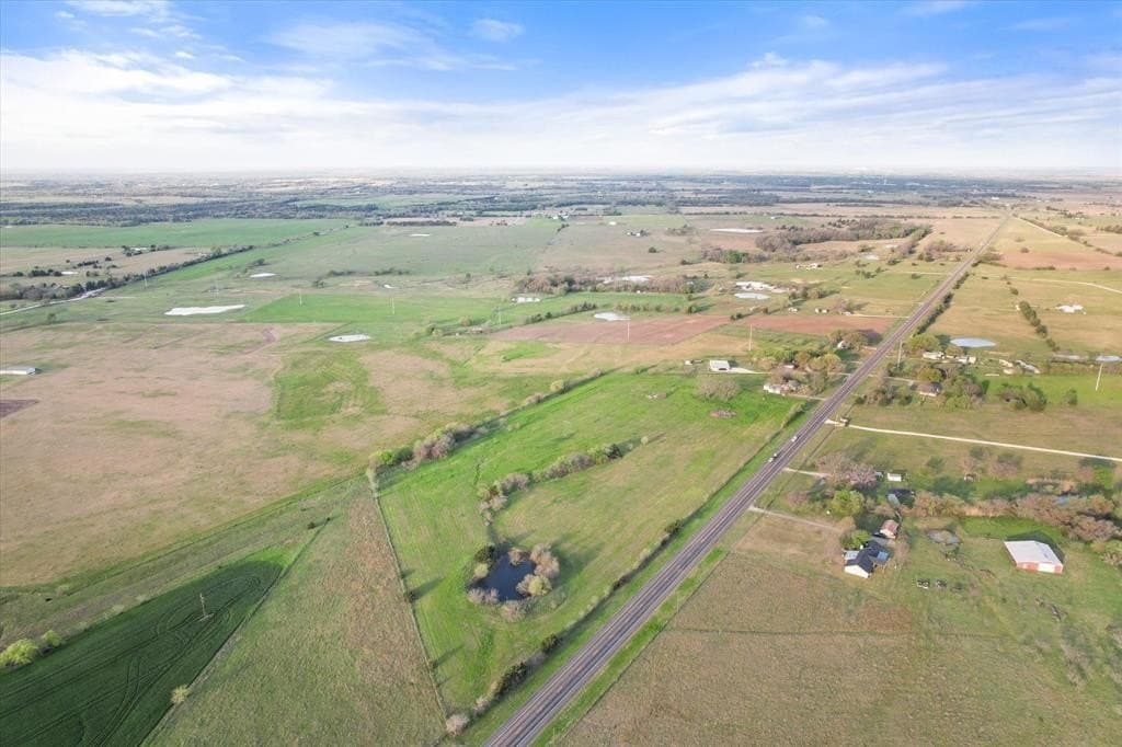 4.72 acres in Navarro County - photo 3