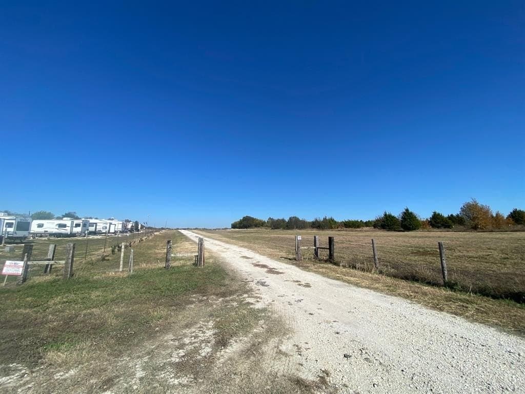24.74 acres in Grayson County - photo 11