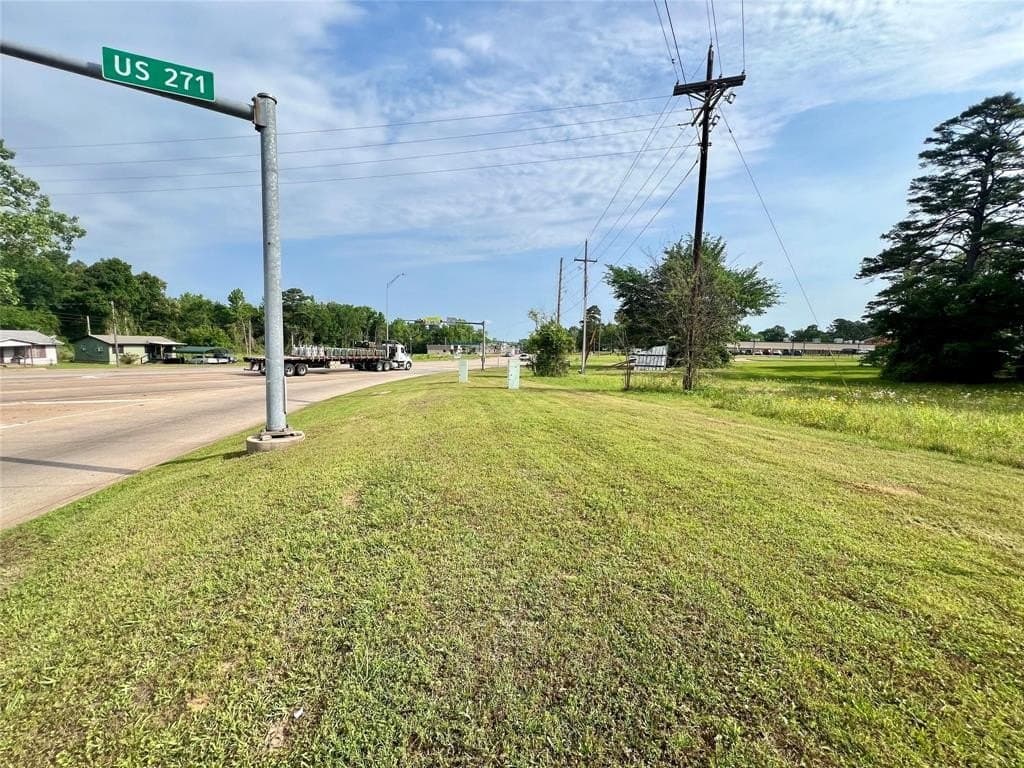 1.5 acres in Upshur County - photo 11