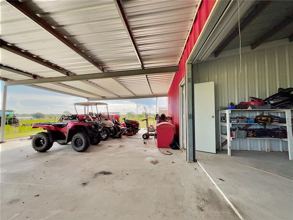 34.92 acres in Bee County - photo 12