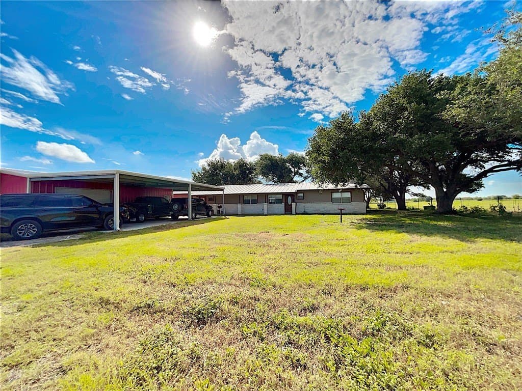 34.92 acres in Bee County - photo 5