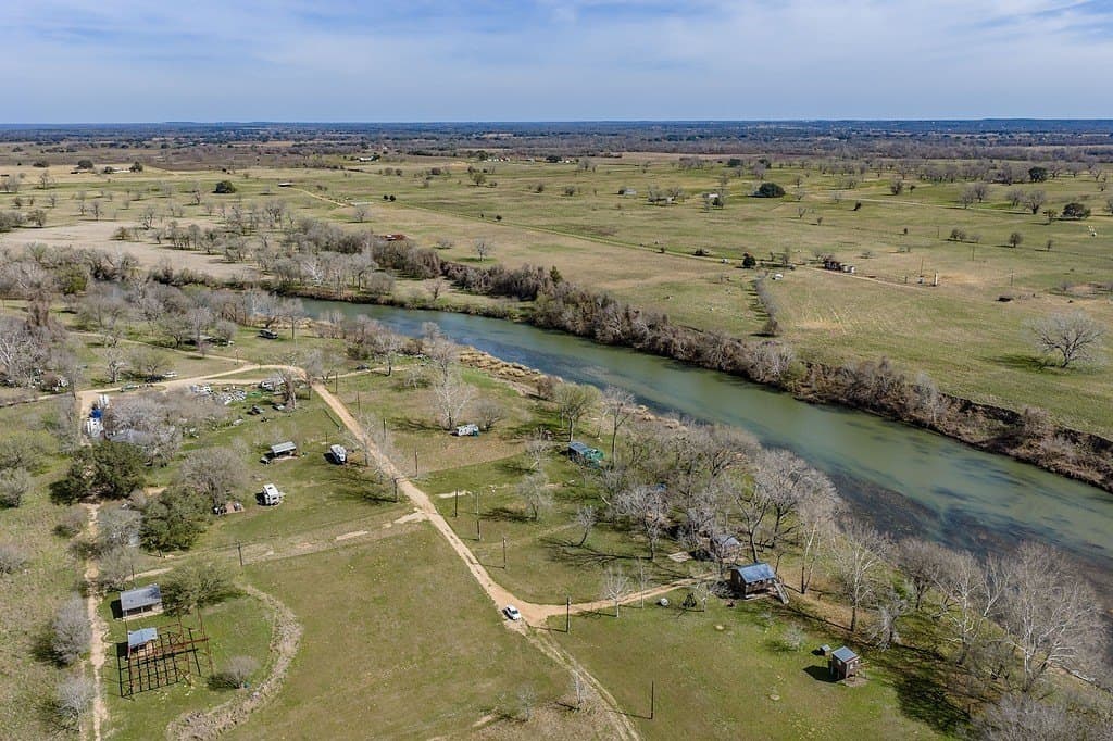 0.17 acres in Fayette County - photo 3