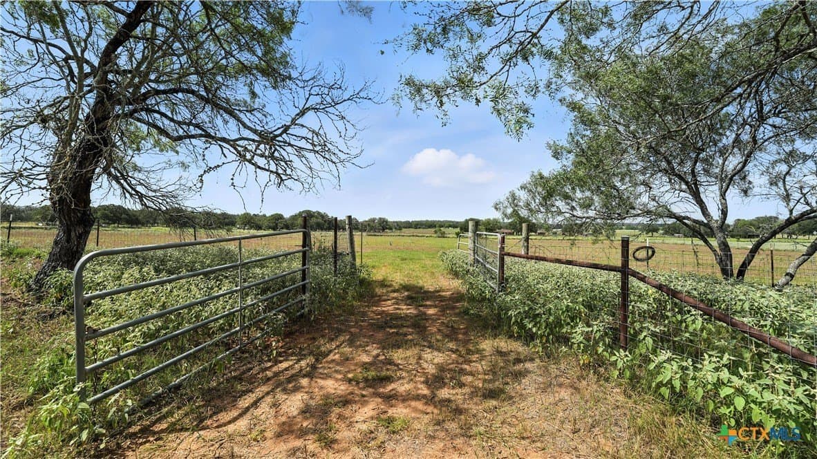 12.84 acres in Wilson County - photo 7