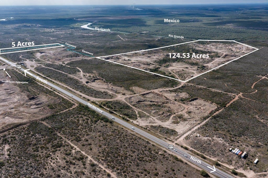 129.53 acres in Maverick County - photo 3