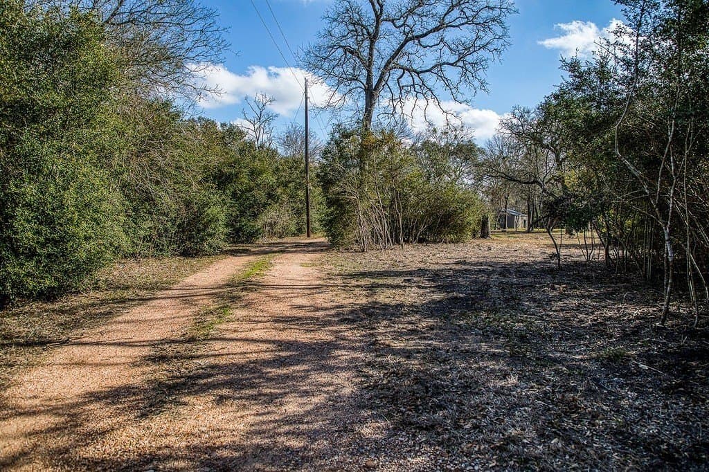 3.37 acres in Fayette County - photo 28