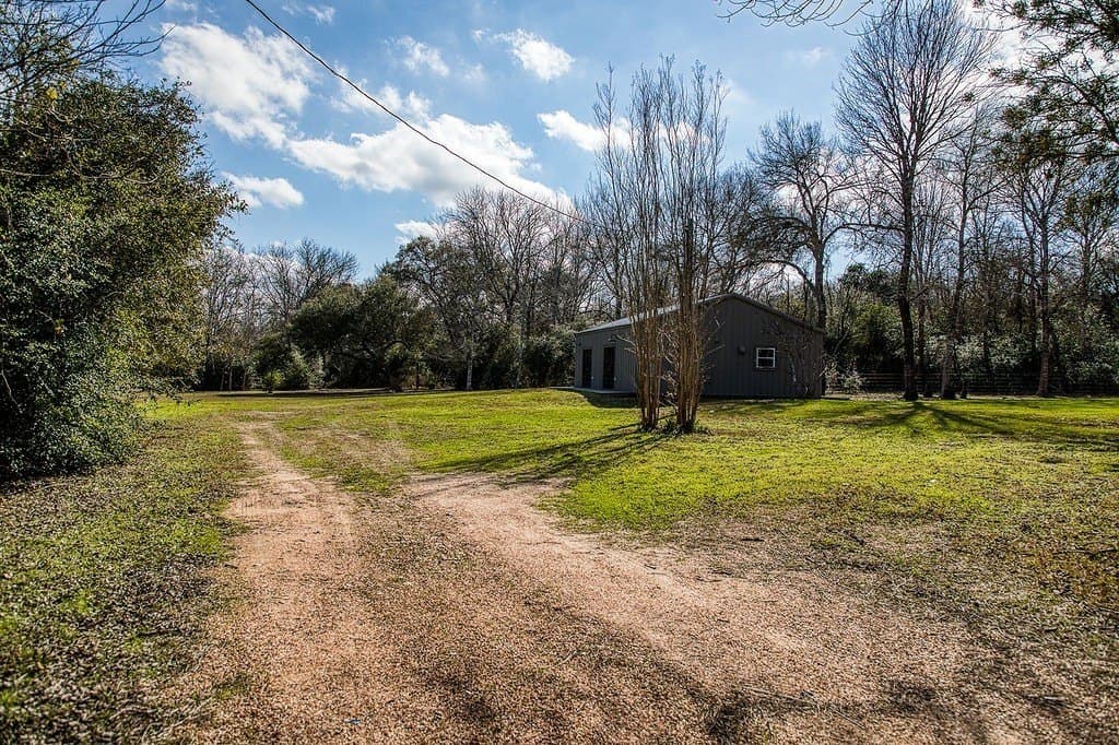 3.37 acres in Fayette County - photo 26