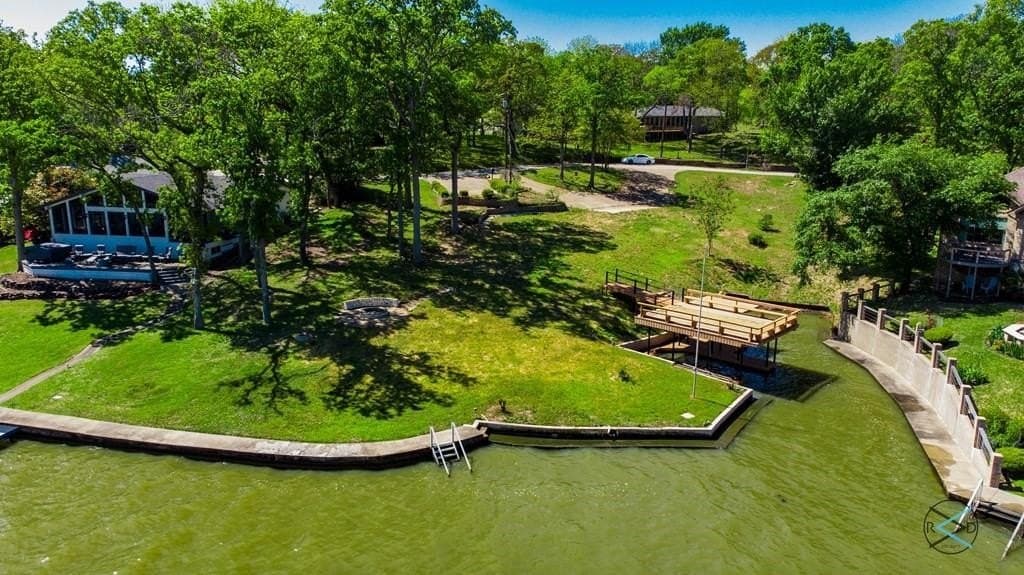 0.4 acres in Henderson County - photo 3