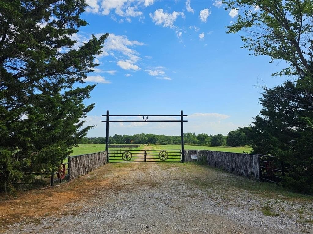 5 acres in Parker County - photo 2