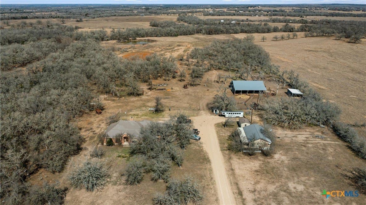 34.63 acres in Milam County - photo 4