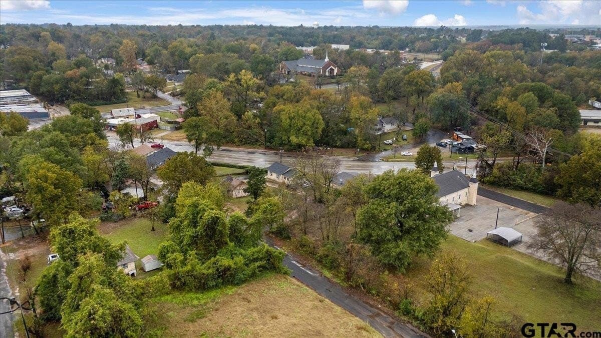 0.19 acres in Smith County - photo 8