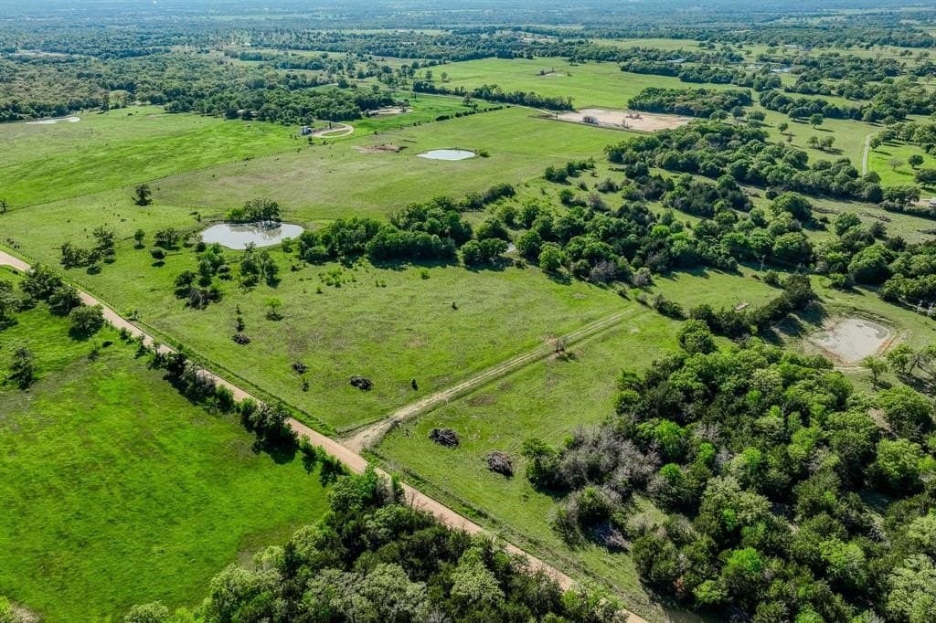 12.14 acres in Burleson County - photo 5