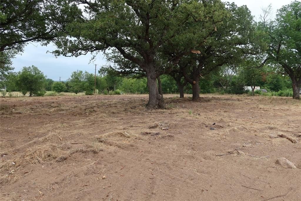 5.58 acres in Montague County - photo 2