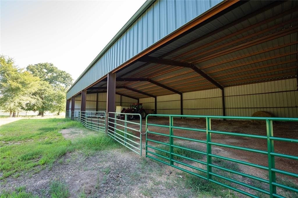 292 acres in Lamar County - photo 39